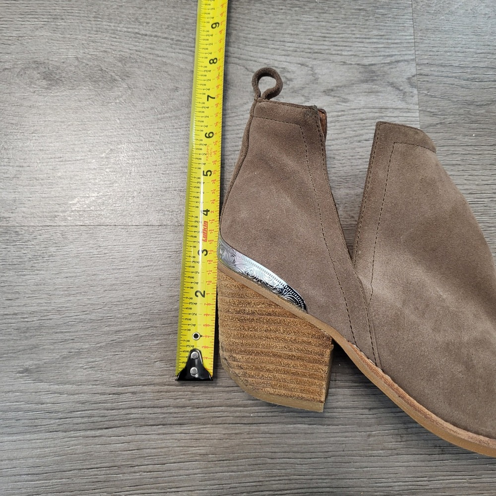 Jeffrey Campbell Cromwell Suede Western Ankle Boots Taupe Silver Metal 7.5 - Picture 2 of 9